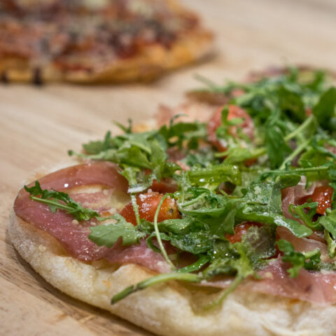 pinsa-crust-bresaola-pinsarella